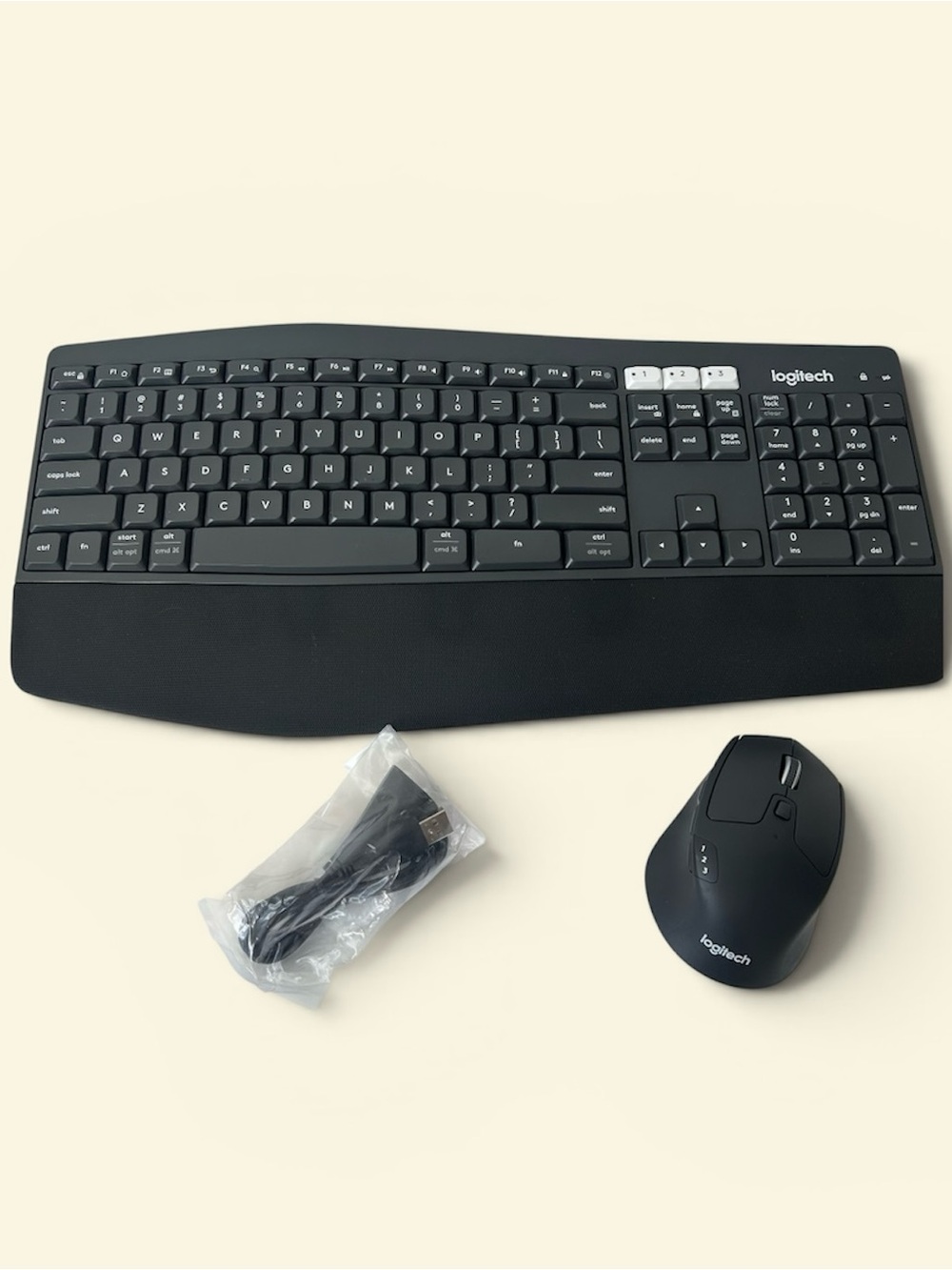 Logitech Black Wireless Keyboard and Mouse Combo